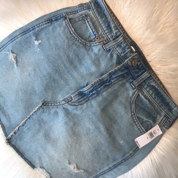 NWT! Gap kids distressed denim skirt - Picture 3 of 4